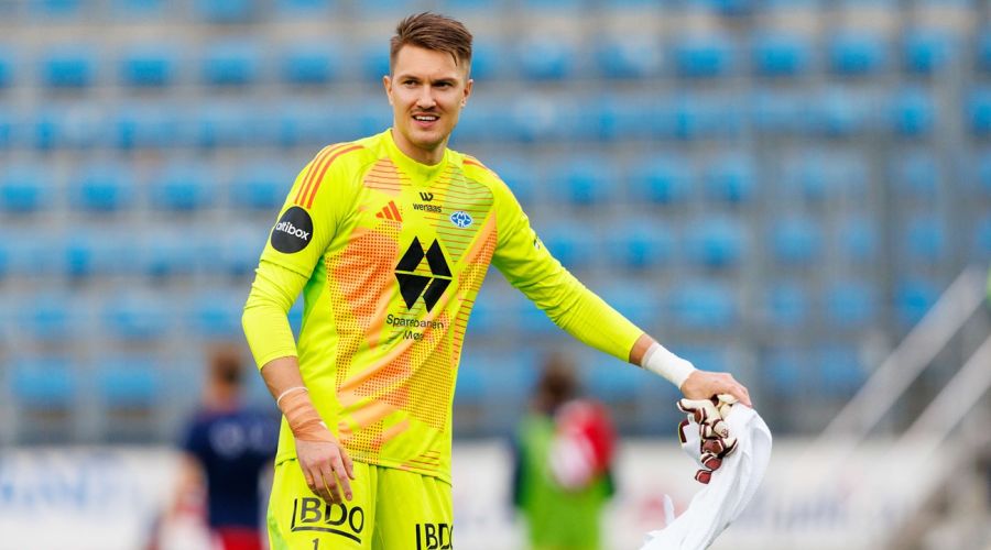 Νορβηγός Γίγαντας για την Ανόρθωση! Ο φάκελος Jacob Karlstrøm