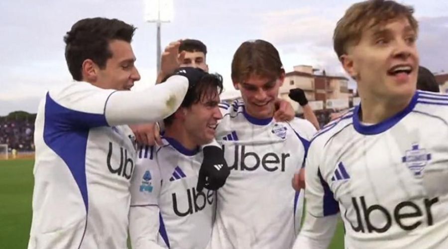 Πέρασε από την Πίζα με σούπερ ντοπιέτα από Δουβίκα η Κόμο