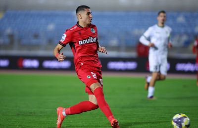 Ομόνοια: Δεξιά… υπογραφή Μασούρα