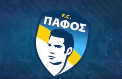 Γιατί μόνο αγγλικά στα βίντεο και την ιστοσελίδα της  pafosfc; 