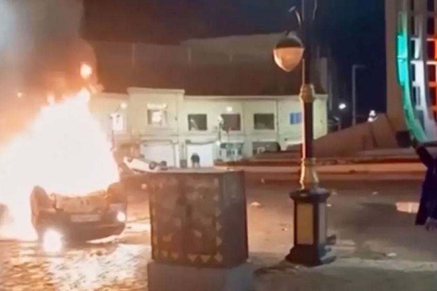 Ιράν: Ο στρατός στους δρόμους για να καταπνίξει τις διαμαρτυρίες