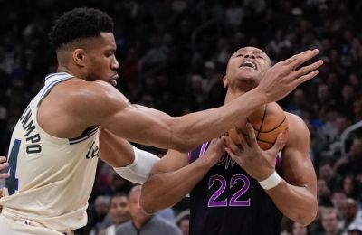 Βαριά ήττα των Μπακς από τους Τίμπεργουλβς