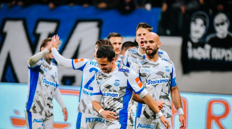 Στους «8» με show Μάρκες ο Απόλλων!