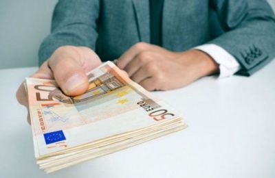 Πόσα παίρνουν ο Πρόεδρος, Γενικός Εισαγγελέας και Υπουργοί 