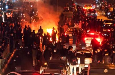 Τραμπ: «Το καθεστώς του Ιράν μπορεί να καταρρεύσει»