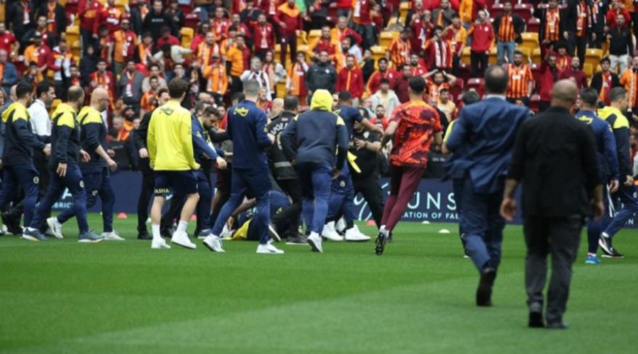 Φυλάκιση με αναστολή σε δύο παίκτες της Φενέρμπαχτσε!