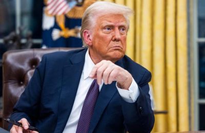 Γιατί ο Τραμπ δεν «πατάει το κουμπί» για επίθεση στο Ιράν