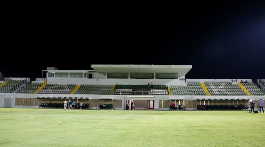 Μοιρασιά για Δόξα και Καρμιώτισσα