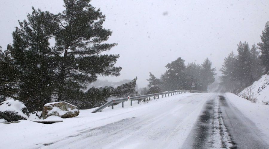 Παγώνει σήμερα η Κύπρος - Στα 21 εκατοστά το χιόνι στη Χιονίστρα 