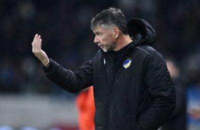 ΑΠΟΕΛ: Τριάδα, τετράδα (σενάρια)