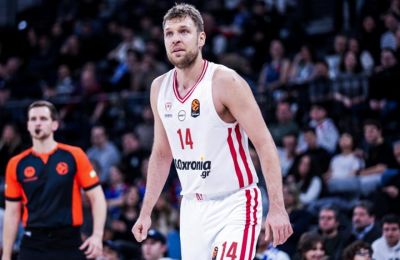 Άντεξε στην Πόλη και συνέχισε την αναρρίχηση ο Ολυμπιακός!