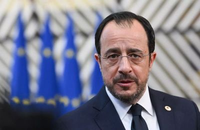 Πρόεδρος: Η κλιμάκωση στις σχέσεις ΗΠΑ - ΕΕ δεν οφελεί κανένα