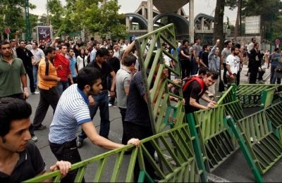 Ιράν: 5002 νεκροί κατά την καταστολή των διαδηλώσεων