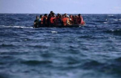 Περίπου 60 άνθρωποι, μεταξύ των οποίων και η μητέρα των διδύμων, διασώθηκαν την Πέμπτη