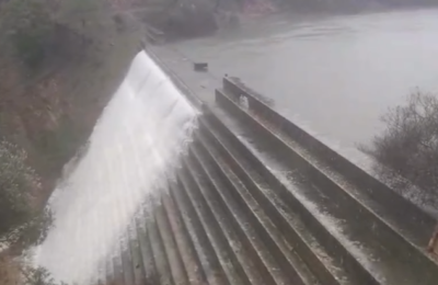 «Μετά από δεκαετίες, το φράγμα καθαρίστηκε από φερτά υλικά, ώστε να μπορεί ξανά να συλλέγει και να αποθηκεύει νερό»