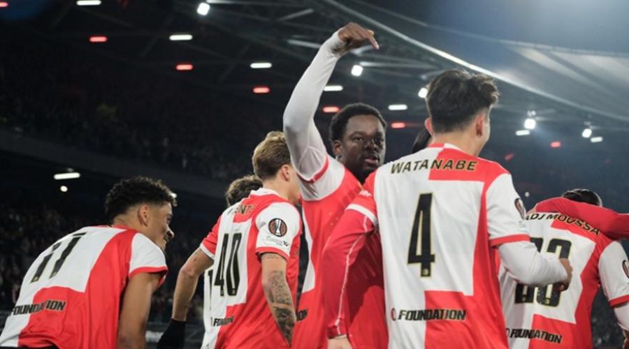 Καταιγίδα Φέγενορντ και 4άρα στη Χέρακλες 