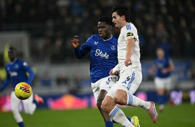 Πέταξε την ευκαιρία η Έβερτον, παρέμεινε σε... μπελά η Λιντς