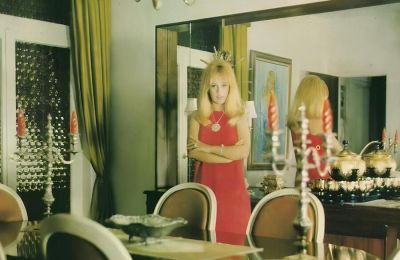 Το ακίνητο που ταυτίστηκε με τη «εθνική σταρ» της Ελλάδας βρίσκεται στα αζήτητα, κουβαλώντας περισσότερο βάρος μνήμης παρά εμπορικής αξίας