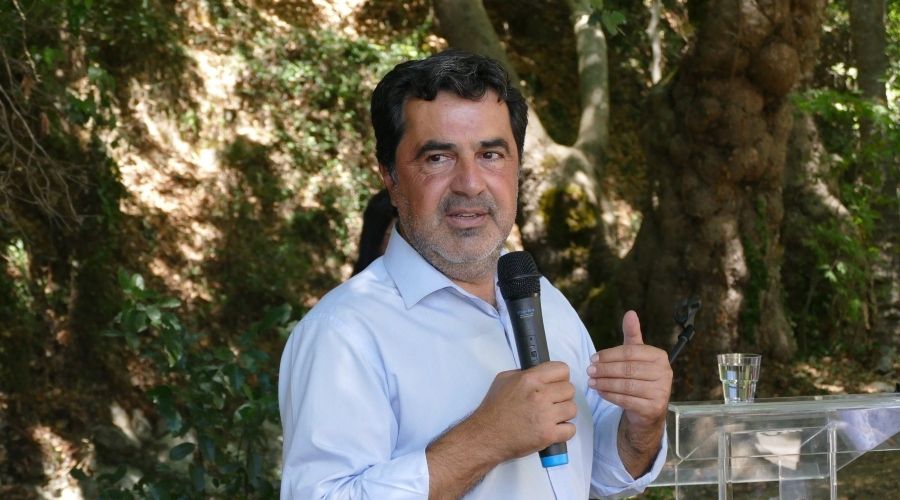 Δεν μπορεί να προσφέρει το Διοικητικό Συμβούλιο του Οργανισμού Νεολαίας Κύπρου, δήλωσε ο πρόεδρος της επιτροπής παιδείας της Βουλής, Παύλος Μυλωνάς