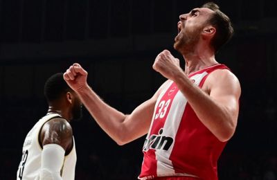 Μιλουτίνοφ: «Μεγάλη πρόκληση το ματς με την Μπαρτσελόνα»