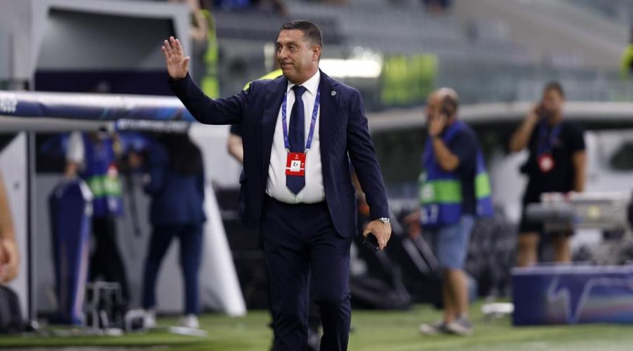 Θεοχάρους: «Η ομάδα αυτή έχει μεγαλώσει - Θα γίνουν 2-3 προσθήκες»