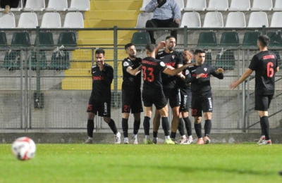 Δεν σταματά το «ερυθρόλευκο» τρένο