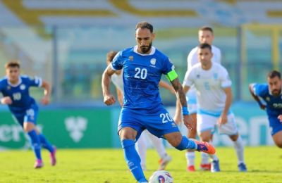 Έμειναν οι υπογραφές για Κάστανο και προβάρει τα πράσινα! 