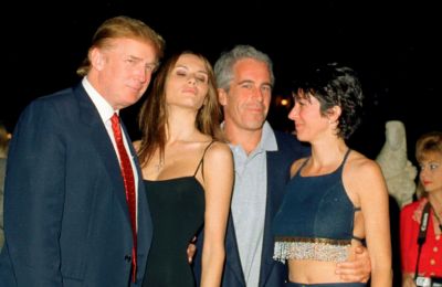 Χιλιάδες οι αναφορές στον Τραμπ χωρίς ο ίδιος να έχει εμπλακεί ποινικά με την υπόθεση 