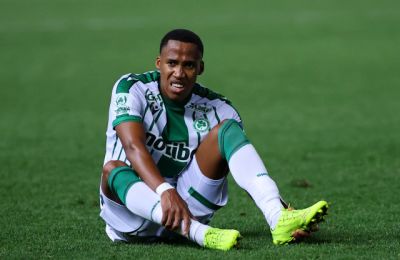 Ομόνοια: Σε... αναμμένα κάρβουνα για Μαγιαμπέλα - Μέσα ο Μπάλκοβετς! 