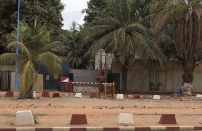 Επίθεση τζιχαντιστών σε βυτιοφόρα καυσίμων στο Μάλι με τουλάχιστον 15 θύματα