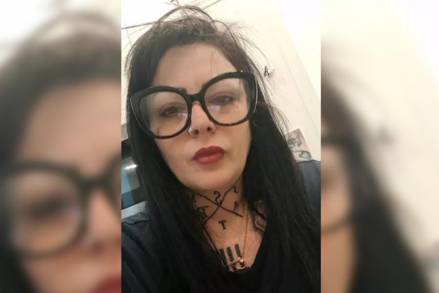 Annie Alexui: &Gamma;&iota;&alpha;&tau;ί &delta;&epsilon;&nu; &delta;&iota;&epsilon;&rho;&epsilon;&upsilon;&nu;ώ&nu;&tau;&alpha;&iota; ό&lambda;&epsilon;&sigmaf; &omicron;&iota; &delta;&eta;&mu;ό&sigma;&iota;&epsilon;&sigmaf; &kappa;&alpha;&tau;&alpha;&gamma;&gamma;&epsilon;&lambda;ί&epsilon;&sigmaf; &tau;&eta;&sigmaf;;