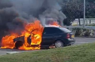 Ο ιδιοκτήτης εξήλθε του οχήματος σώος