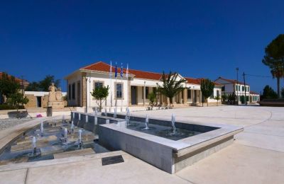 Αντιδήμαρχοι ψήφισαν διορισμό των παιδιών  τους στην πόλη Χρυσοχούς 