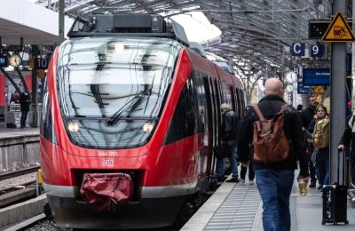 Άγριος ξυλοδαρμός ελεγκτή σε τρένο στη Γερμανία από Έλληνα