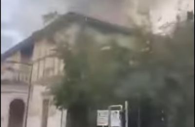 ΕΚΤΑΚΤΟ- Φωτιά σε κτήριο στο κέντρο της Λεμεσού (ΒΙΝΤΕΟ)