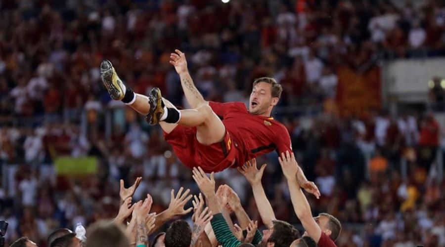 Συζητά τη μεγάλη επιστροφή του στη Ρόμα ο Τότι!