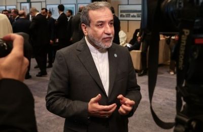 Ιράν: Ζητά «αμοιβαίο σεβασμό» στις συνομιλίες με τις ΗΠΑ