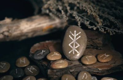 Ρούνικη γραφή 1000 χρόνια μετά τη χάραξη τους