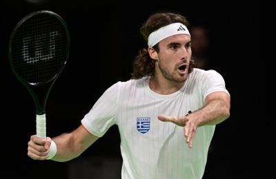 Davis Cup: Έκανε τη δουλειά ο Τσιτσιπάς και 1-1 για την Ελλάδα 