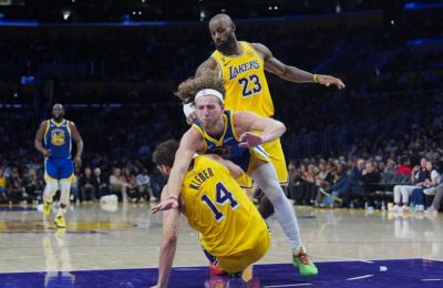 Ο ΛεΜπρόν Τζέιμς οδήγησε τους Λέικερς σε νίκη επί των Γουόριορς 