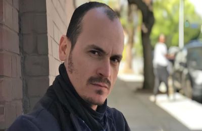 Ο γνωστός ηθοποιός, σκηνοθέτης και δάσκαλος υποκριτικής Λάμπρος Φιλίππου κρίθηκε ένοχος από το Μικτό Ορκωτό Δικαστήριο Αθηνών για έναν βιασμό και δύο απόπειρες βιασμού σε βάρος δύο νεαρών γυναικών.