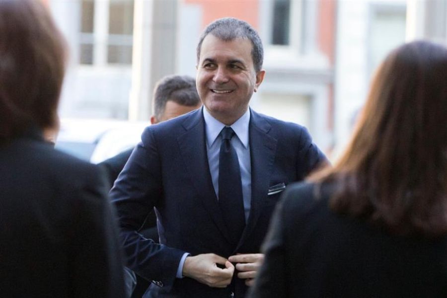 &Pi;&rho;&omicron;&kappa;&alpha;&lambda;&epsilon;ί &omicron; &Tau;&sigma;&epsilon;&lambda;ί&kappa;: &Theta;έ&tau;&epsilon;&iota; &theta;έ&mu;&alpha; &alpha;&pi;&omicron;&sigma;&tau;&rho;&alpha;&tau;&iota;&omega;&tau;&iota;&kappa;&omicron;&pi;&omicron;ί&eta;&sigma;&eta;&sigmaf; &nu;&eta;&sigma;&iota;ώ&nu;