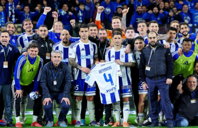 Αφιερωμένη στον αρχηγό