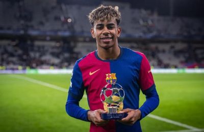 Γιαμάλ: «Δεν επικεντρώνομαι μόνο στο ποδόσφαιρο, παίζω Playstation»