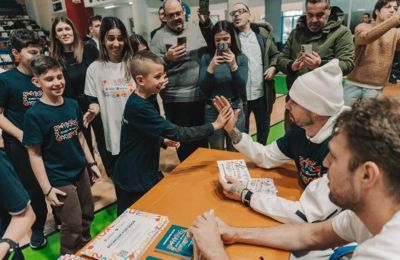 Τα... έσταξαν από το κέντρο του γηπέδου Χουάντσο και Βεζένκοφ