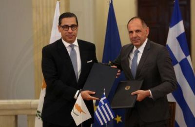 Ο κ. Γεραπετρίτης εξέφρασε την ικανοποίησή του για τη συνέχιση της διπλωματικής κινητικότητας στο Κυπριακό.