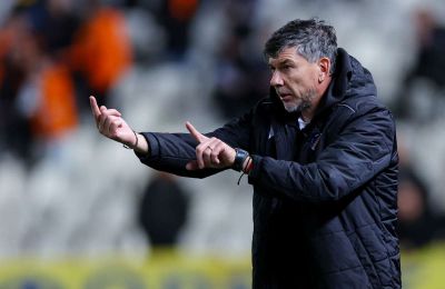 «Θα μπορούσα να αρχίσω να κλαίω, αλλά με αυτά που έχουμε θα παλεύουμε»