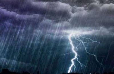 Συννεφιασμένος με τοπικές βροχές και μεμονωμένες καταιγίδες ο καιρός σήμερα