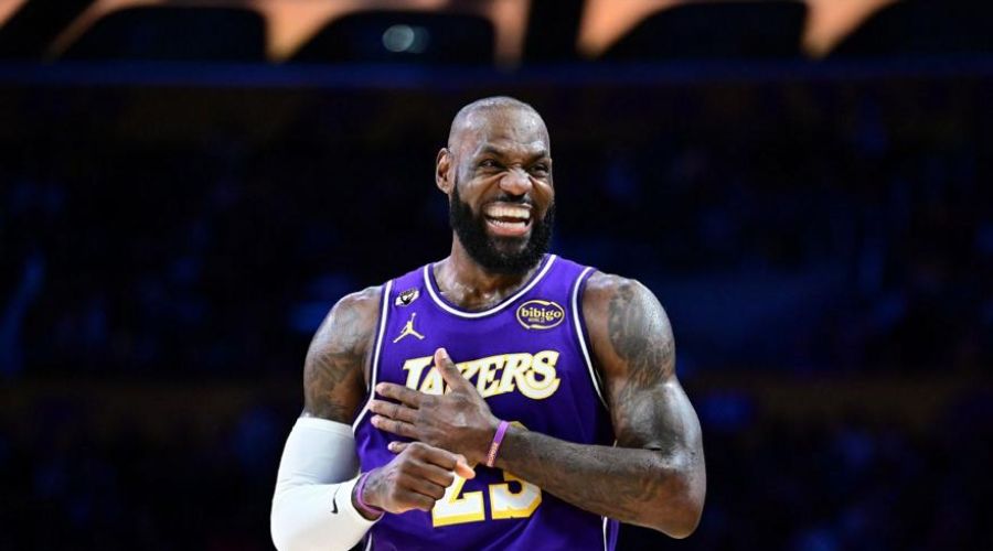 Γηραιότερος με τριπλ-νταμπλ στην ιστορία ο Λεμπρόν