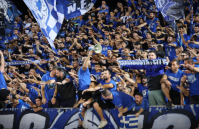 Ανόρθωση: «Αγάπη είναι να μην την αφήνεις μόνη ποτέ» 